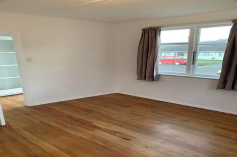 Photo of property in 382 George Street, Stokes Valley, Lower Hutt, 5019