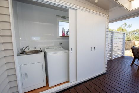 Photo of property in 65 Pipiroa Road, Ngatea, 3503