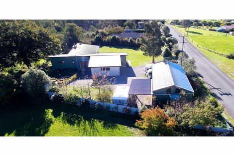 Photo of property in 158 Wakamarina Road, Canvastown, Havelock, 7178