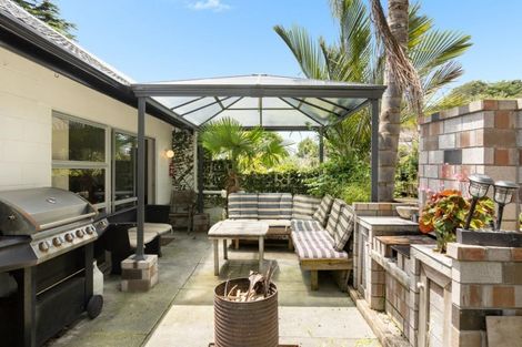 Photo of property in 114 Hinewa Road, Otumoetai, Tauranga, 3110
