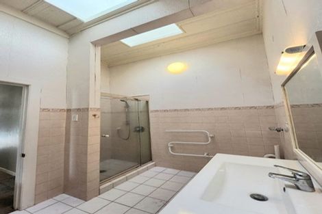 Photo of property in 70a Valley Road, Paraparaumu, 5032