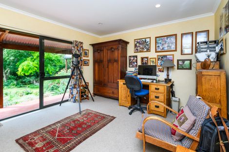 Photo of property in 319 Pahiatua Aokautere Road, Aokautere, Palmerston North, 4471