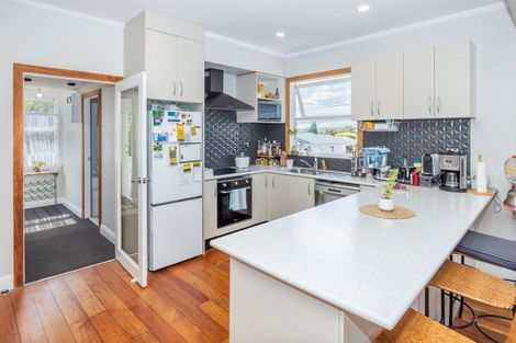 Photo of property in 2 College Street, Te Awamutu, 3800