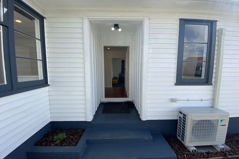 Photo of property in 70 Peat Place, Whanganui, 4500