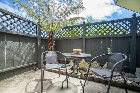Photo of property in 1 Richmond Avenue, Takaro, Palmerston North, 4410