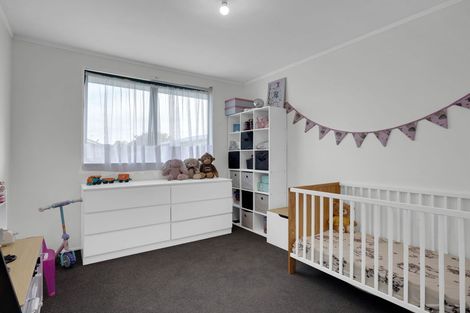 Photo of property in 5 Pringle Place, Nawton, Hamilton, 3200