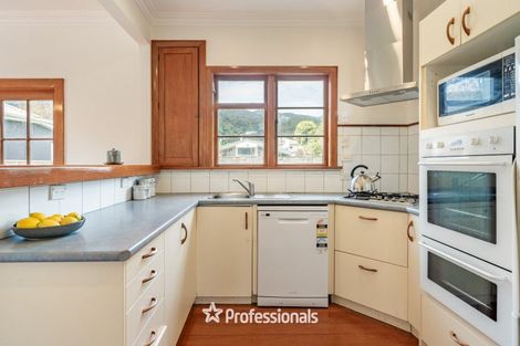 Photo of property in 226 Waiwhetu Road, Waterloo, Lower Hutt, 5011