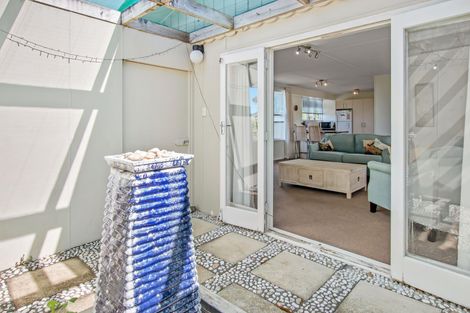 Photo of property in 5 Farm Road, Waihi Beach, 3611