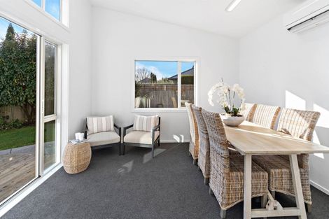 Photo of property in 30 Harrys Way, Redwood, Christchurch, 8051