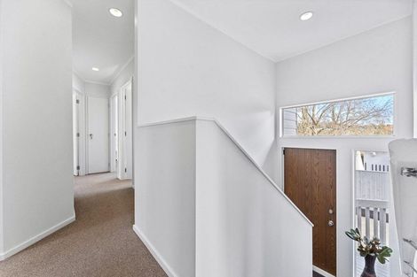 Photo of property in 2/142 Archers Road, Glenfield, Auckland, 0629