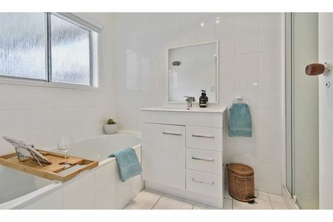 Photo of property in 4/66 Hillcrest Road, Papatoetoe, Auckland, 2025