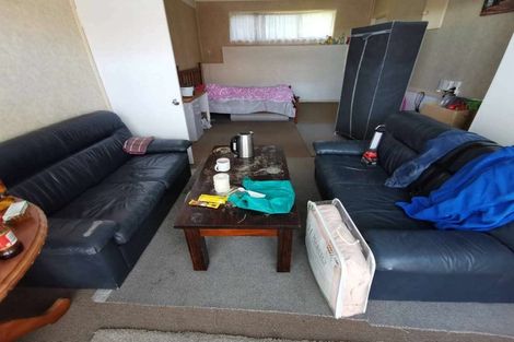 Photo of property in 3 Meadowood Drive, Unsworth Heights, Auckland, 0632