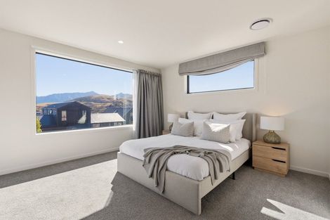 Photo of property in 104 Spur Ridge Rise, Jacks Point, 9371