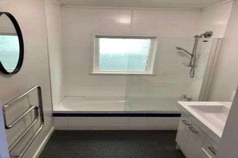 Photo of property in 34 Salek Street, Kilbirnie, Wellington, 6022