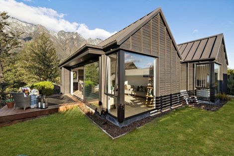 Photo of property in 1 Parera Lane, Jacks Point, Queenstown, 9371