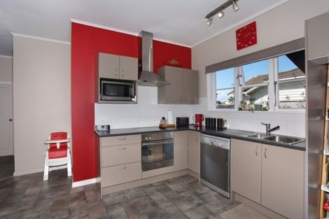 Photo of property in 34 Cuba Street, Marton, 4710