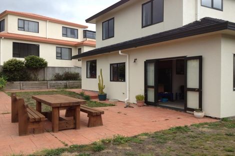 Photo of property in 22 Jordan Street, Island Bay, Wellington, 6023