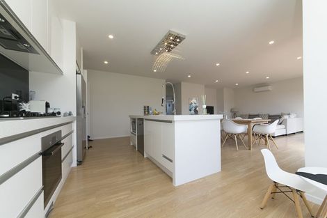 Photo of property in 14 Turpin Road, Riverhead, 0820