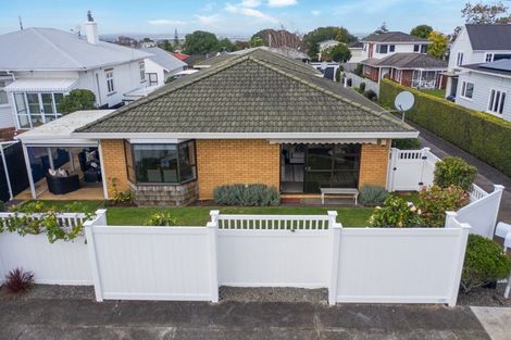 Photo of property in 3/61 Amaru Road, One Tree Hill, Auckland, 1061