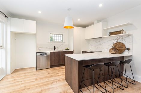 Photo of property in 38 Blighs Road, Strowan, Christchurch, 8052