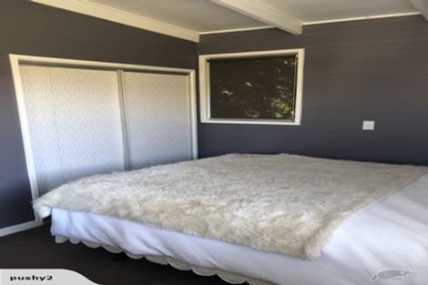 Photo of property in 83 Tirohanga Road, Tirohanga, Lower Hutt, 5010