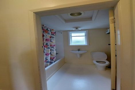 Photo of property in 35a Bassett Road, Johnsonville, Wellington, 6037