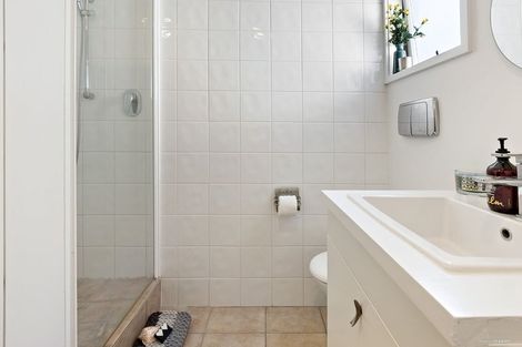 Photo of property in 2/65 Shelly Beach Road, Saint Marys Bay, Auckland, 1011