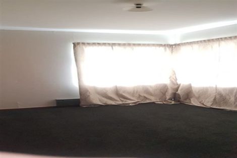 Photo of property in 51 Strid Road, Te Atatu South, Auckland, 0610