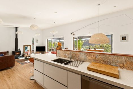 Photo of property in 93a Yorke Road, Haruru, 0204