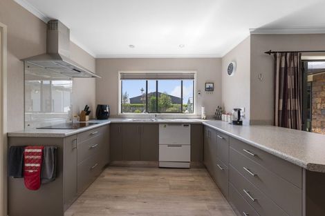 Photo of property in 79 Turuturu Road, Hawera, 4610