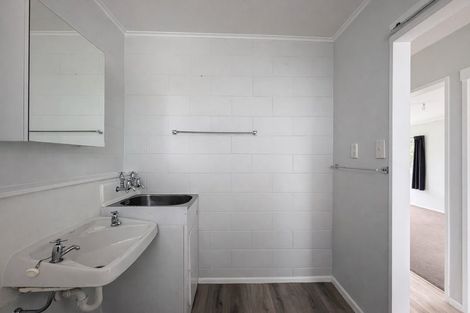 Photo of property in 46 Awamutu Grove, Waiwhetu, Lower Hutt, 5010