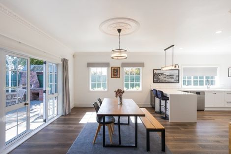 Photo of property in 6 Nicolas Lane, West End, Palmerston North, 4410