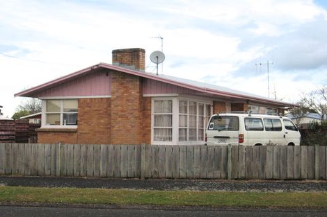 Photo of property in 42 Hendon Road, Fairview Downs, Hamilton, 3214