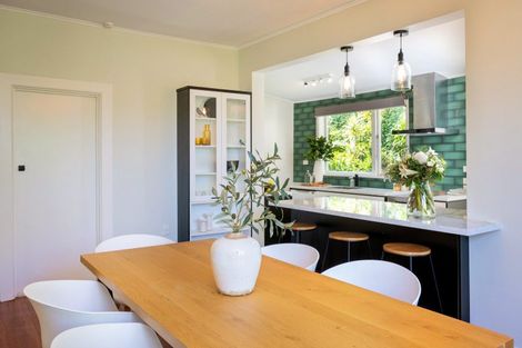 Photo of property in 55 Milton Road, Bluff Hill, Napier, 4110