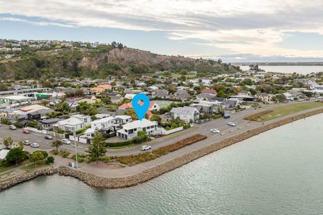 Photo of property in 11 Beachville Road, Redcliffs, Christchurch, 8081