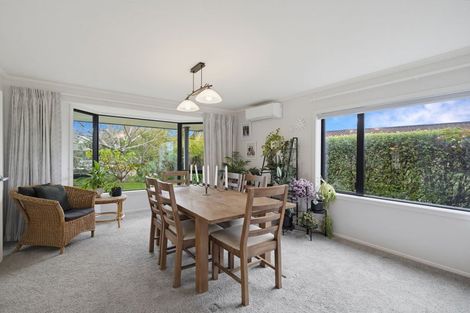 Photo of property in 49 James Cook Street, Havelock North, 4130