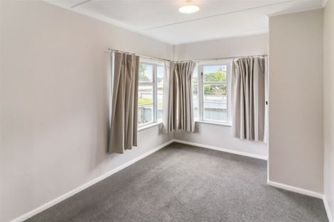 Photo of property in 10 Victor Street, Dannevirke, 4930