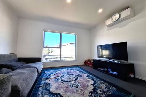 Photo of property in 51 Ngae Place, Mangere East, Auckland, 2024