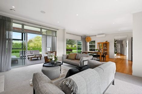 Photo of property in 96 Benn Road, Cambridge, 3495