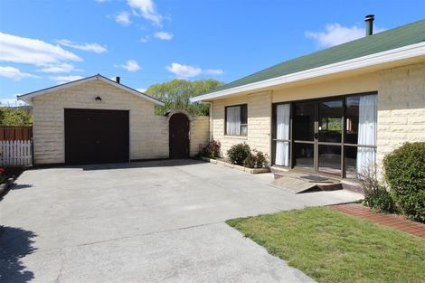 Photo of property in 42 Bledisloe Street, Kurow, 9435