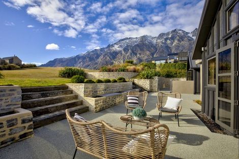 Photo of property in 84 Jacks Point Rise, Jacks Point, Queenstown, 9371