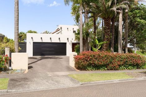 Photo of property in 2 La Cumbre Close, Bethlehem, Tauranga, 3110