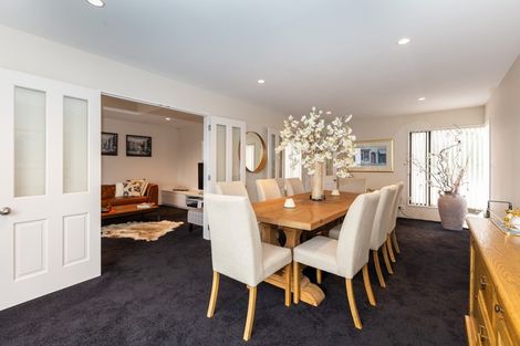 Photo of property in 30 Drayton Drive, Mount Pleasant, Christchurch, 8081