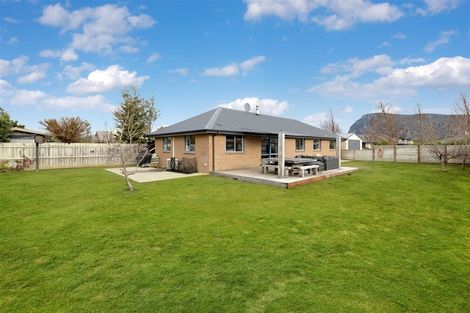 Photo of property in 13 Ash Avenue, Albert Town, Wanaka, 9305