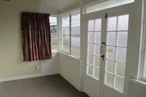 Photo of property in 60 Avenue Road, West End, Timaru, 7910