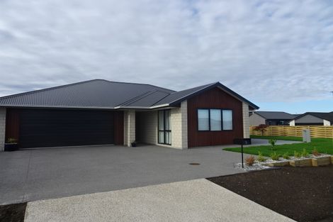 Photo of property in 3 Turnbridge Street, Pyes Pa, Tauranga, 3112