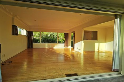Photo of property in 3 Santa Rosa Terrace, Forrest Hill, Auckland, 0620