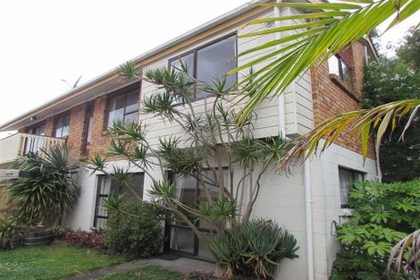 Photo of property in 38 Archers Road, Glenfield, Auckland, 0629