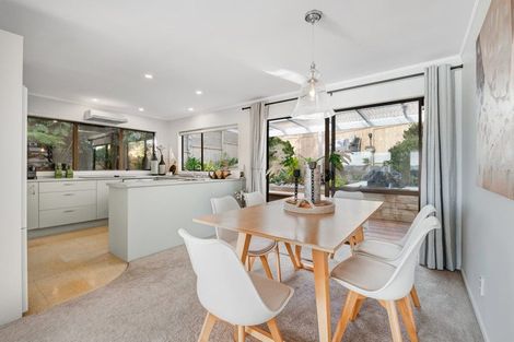 Photo of property in 28 Duncansby Road, Stanmore Bay, Whangaparaoa, 0932