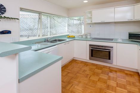 Photo of property in 2/8 Clydesdale Avenue, Somerville, Auckland, 2014